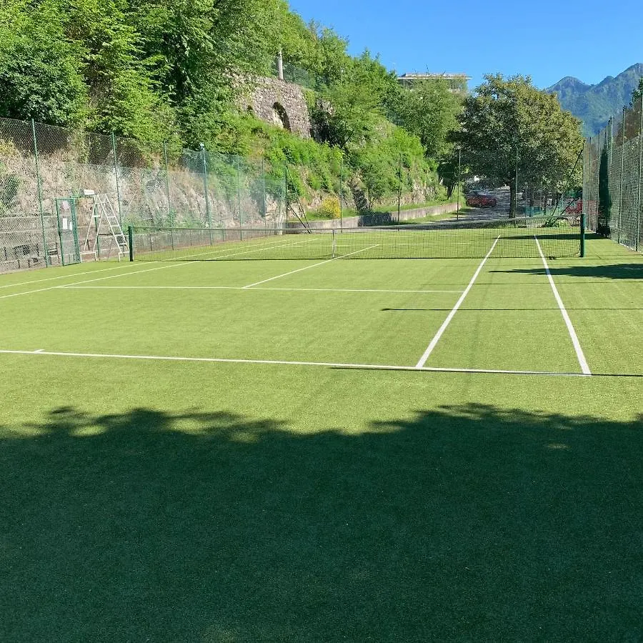 Aparthotel Appartamento Timeless Con Piscina E Tennis Valbrona Italy