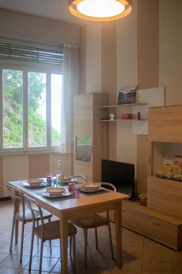 Aparthotel Appartamento Timeless Con Piscina E Tennis Valbrona Italy
